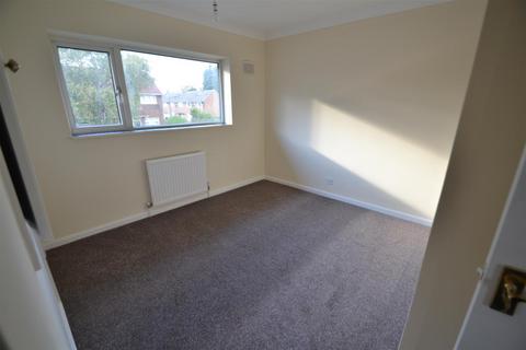 3 bedroom terraced house to rent, Birch Road, Doncaster DN4