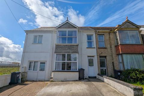 4 bedroom end of terrace house for sale, Porth Bean Road, St Columb Minor TR7