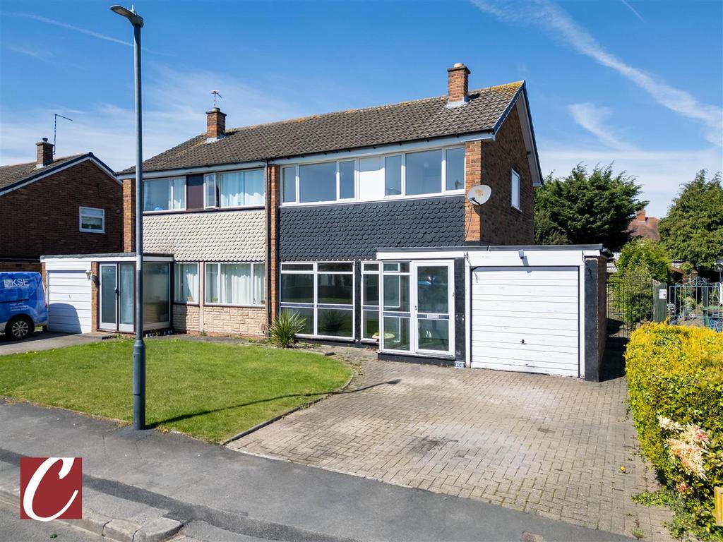 Meadowside, Whitestone 3 bed semidetached house for sale £269,950