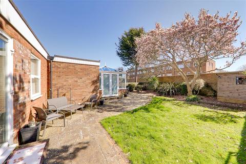 2 bedroom flat for sale, 39 Winchester Road, Worthing BN11