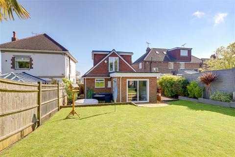 39a Arundel Road, Worthing, BN13 3EJ