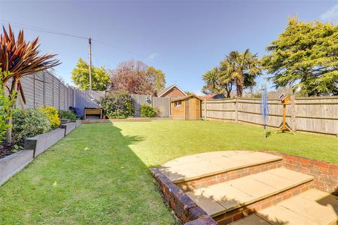 39a Arundel Road, Worthing, BN13 3EJ