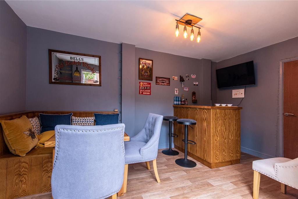 1 Jewitt Way-Hi-7.jpg