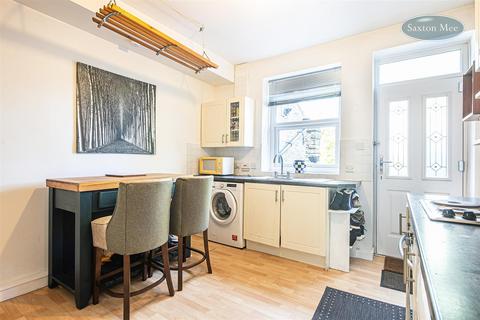 18 Hands Road, Sheffield, S10 1NB