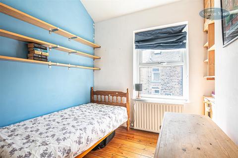 18 Hands Road, Sheffield, S10 1NB