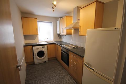 3 bedroom apartment for sale, Longcauseway, Farnworth, Bolton