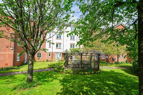 2 bedroom retirement property for sale, Lammas Walk, Leighton Buzzard