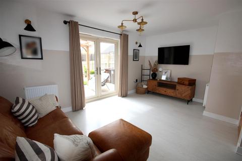 68 Seals Drive, Ackworth, Pontefract, WF7 7FQ
