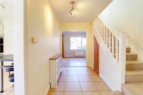 3 bedroom semi-detached house to rent, Blanche Lane, South Mimms EN6