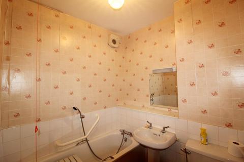 1 bedroom retirement property for sale, Potters Lane, Barnet EN5