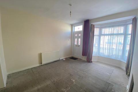 2 bedroom house for sale, Belmont Street, Hull