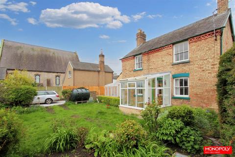 3 bedroom detached house for sale, Pentre Llanrhaeadr, Denbigh LL16