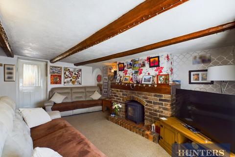 2 bedroom cottage for sale, High Street, Bempton, Bridlington