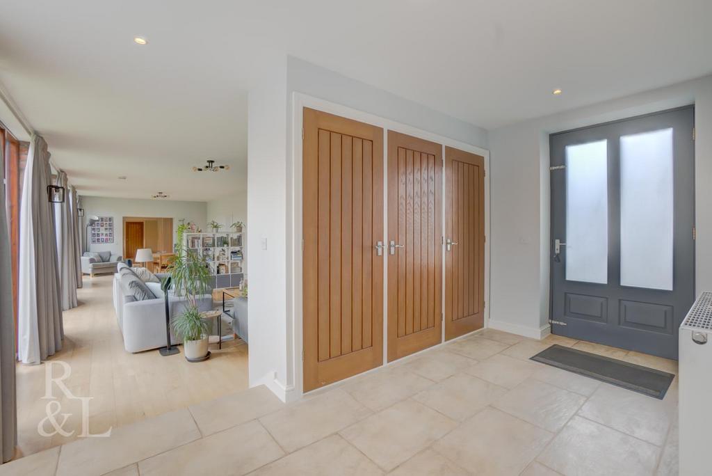 Church Gate, Clipston On The Wolds 4 bed barn conversion for sale £