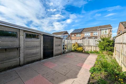 2 bedroom semi-detached house for sale, Garston Close, Leigh