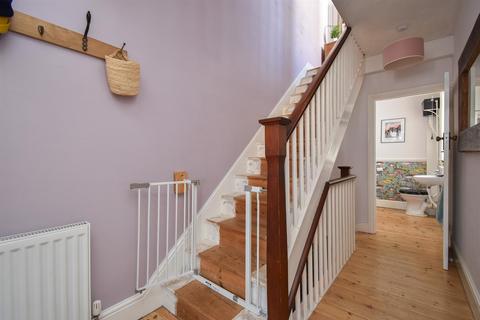 3 bedroom end of terrace house for sale, Athelstan Road, Hastings