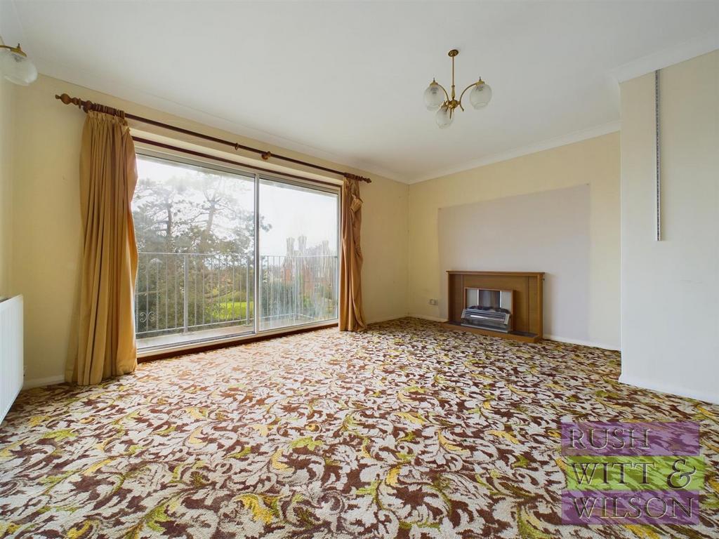 CAM03417 G0-PR0150-STILL002.jpg