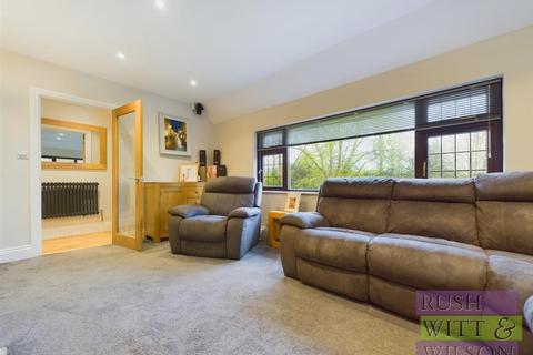 3 bedroom detached house for sale, The Byeway, Hastings