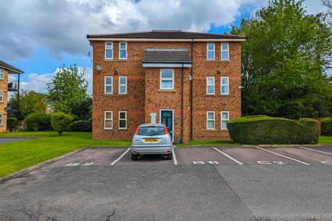 1 bedroom flat for sale, Drummond Way, Leigh
