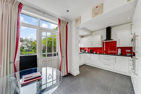 4 bedroom semi-detached house for sale, Dale View Crescent, London E4