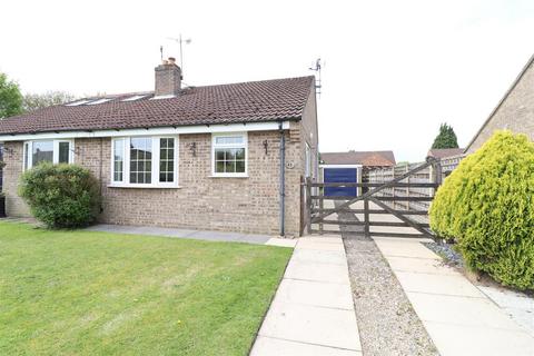 2 bedroom semi-detached bungalow for sale, St. Oswalds Close, Wilberfoss, York