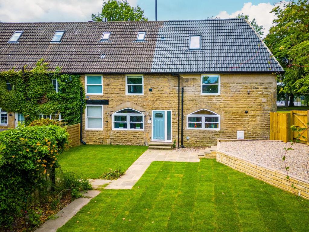 Otley Road, Leeds LS16 3 bed semidetached house for sale £495,000
