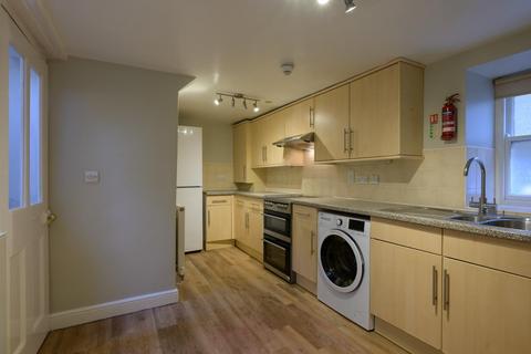 6 Beauford Square, Bath, BA1 1HJ