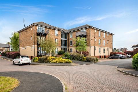 1 bedroom flat for sale, St. Catherines Close, Raynes Park SW20