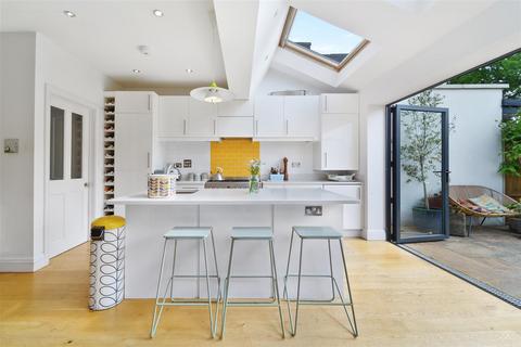 103 Adela Avenue, New Malden, KT3 6LG