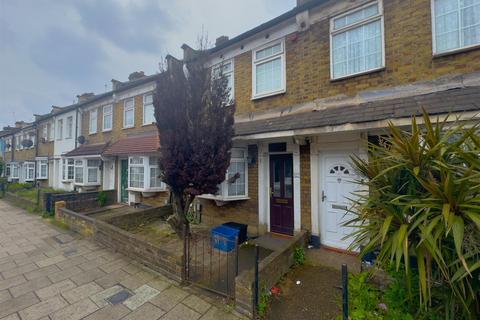 2 bedroom end of terrace house for sale, Plymouth Terrace, Ley Street, Ilford