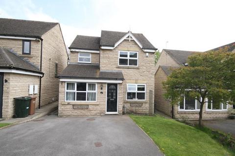 3 bedroom detached house for sale, Greencroft Close, Idle, Bradford