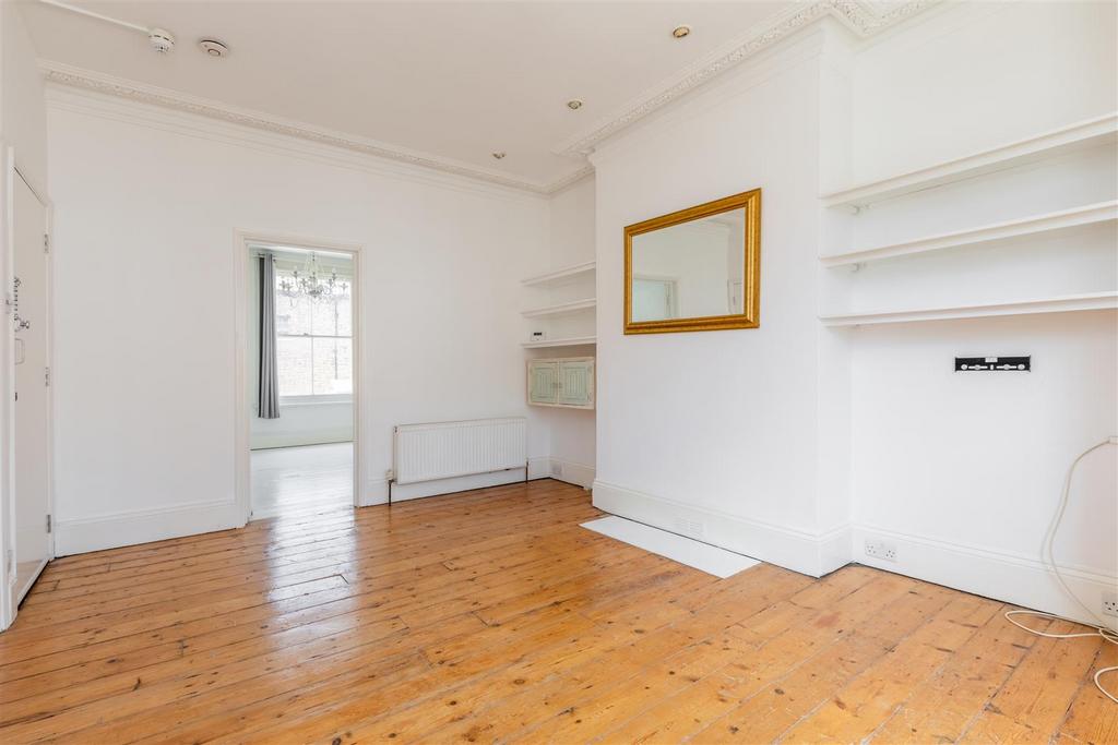 Lansdowne Street, Hove 1 bed apartment to rent £1,300 pcm (£300 pw)