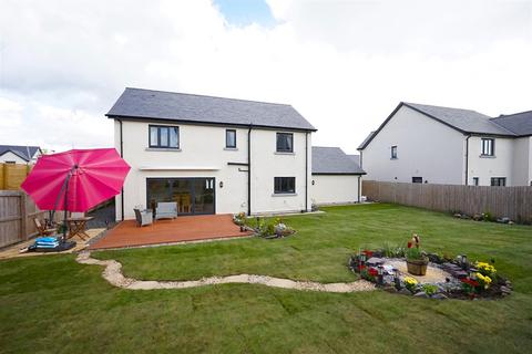 4 bedroom detached house for sale, Freestone Way, Barrow-in-Furness