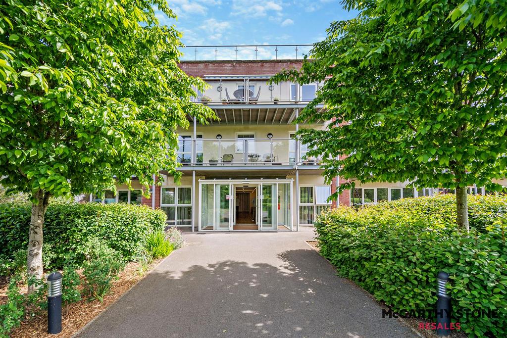Ellisfields Court