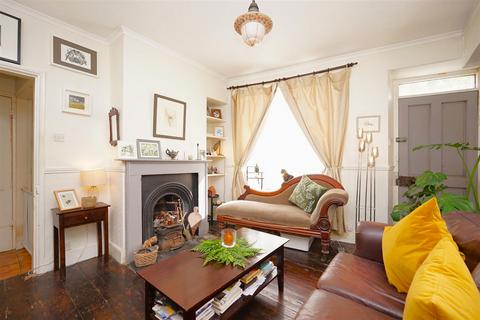 11 Ireleth, Askam-in-furness, LA16 7EG