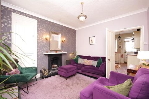11 Ireleth, Askam-in-furness, LA16 7EG
