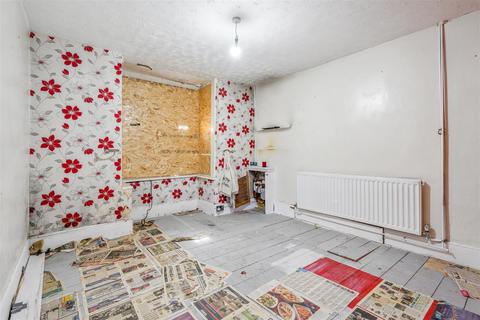 3 bedroom end of terrace house for sale, Oakridge Road, High Wycombe HP11