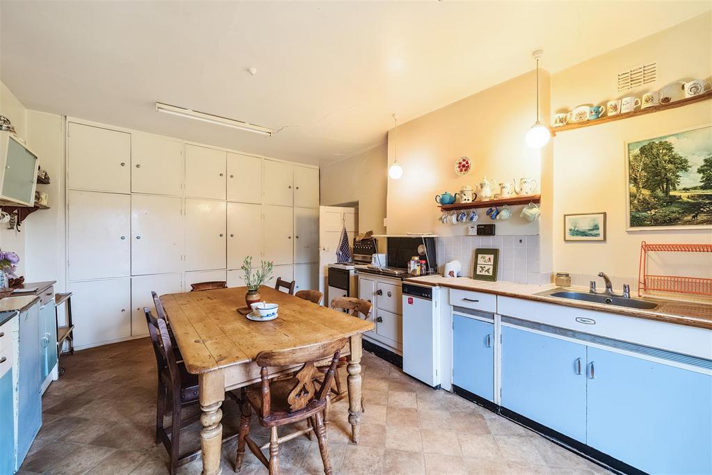 Kitchen.jpg