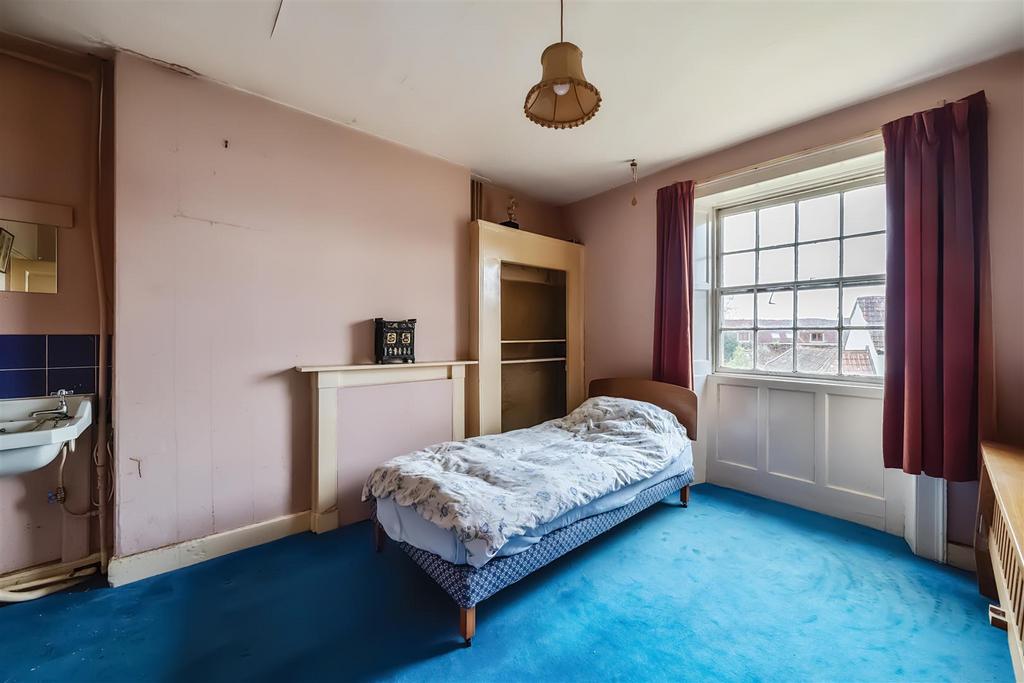 Bedroom.jpg