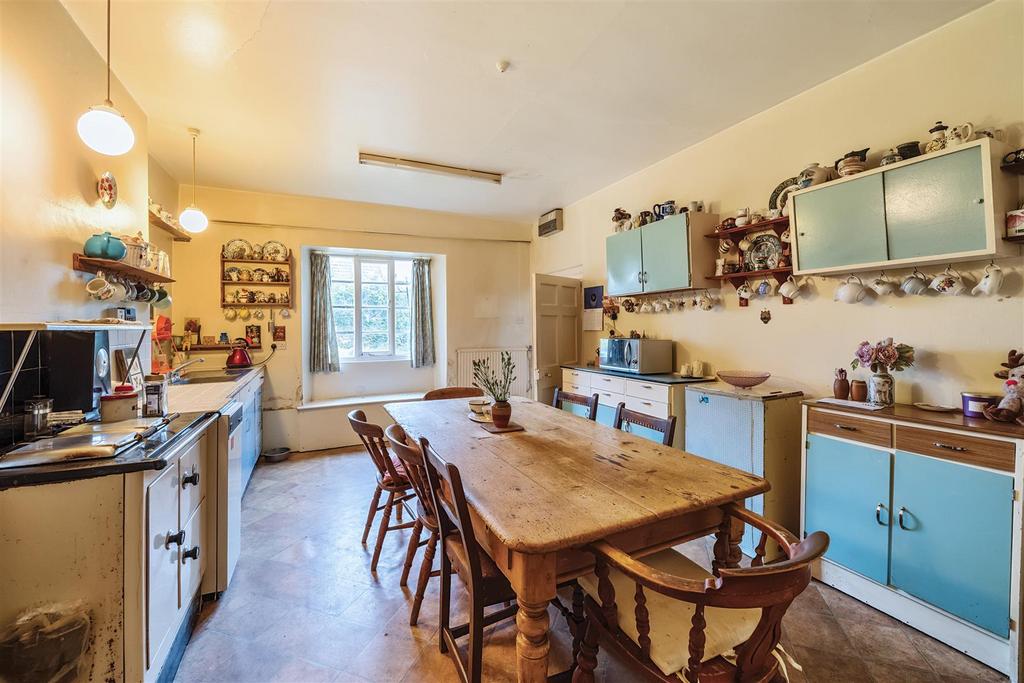Kitchen.jpg