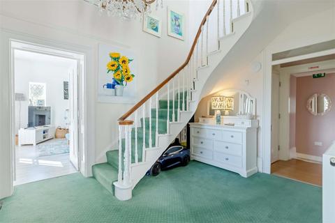 6 bedroom detached house for sale, Goring Road, Goring-By-Sea, Worthing