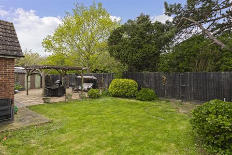 3 bedroom detached bungalow for sale, Windermere Crescent, Goring-By-Sea