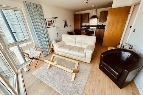 1 bedroom apartment for sale, Marina Villas, Trawler Road, Marina, Swansea