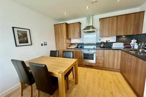 1 bedroom apartment for sale, Marina Villas, Trawler Road, Marina, Swansea