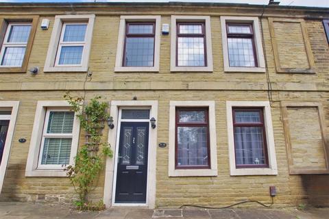 16 Blackwall, Halifax, HX1 2BE