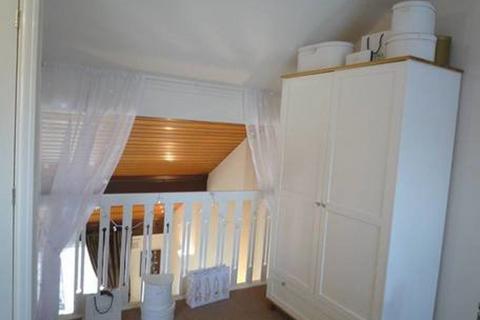 1 bedroom terraced house to rent, 41 Bladen Close, Cheadle Hulme SK8 5RU