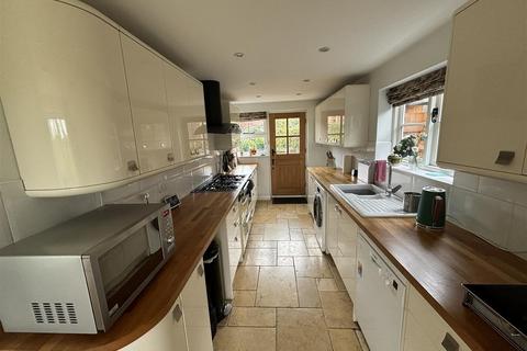 31 Keytes Lane, Barford, Warwick, CV35 8EP