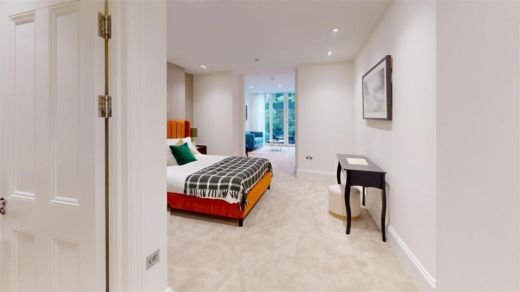 2 Halkin Street Bedroom 3.jpg