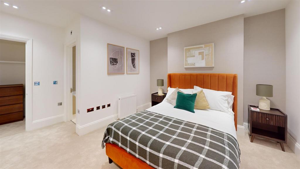 2 Halkin Street Bedroom 2.jpg