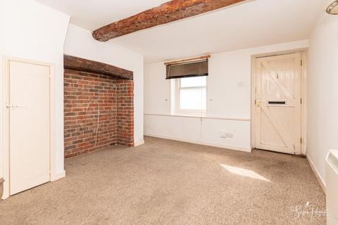 2 bedroom end of terrace house for sale, Pyle Street, Newport